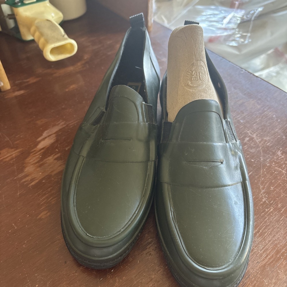 Cole Haan Dark Green Rubber Rain Penny Loafers Size 8